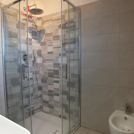 Casa Gemuetliche Zentral Doch Ruhig Gelegen 1km Vom Apartment